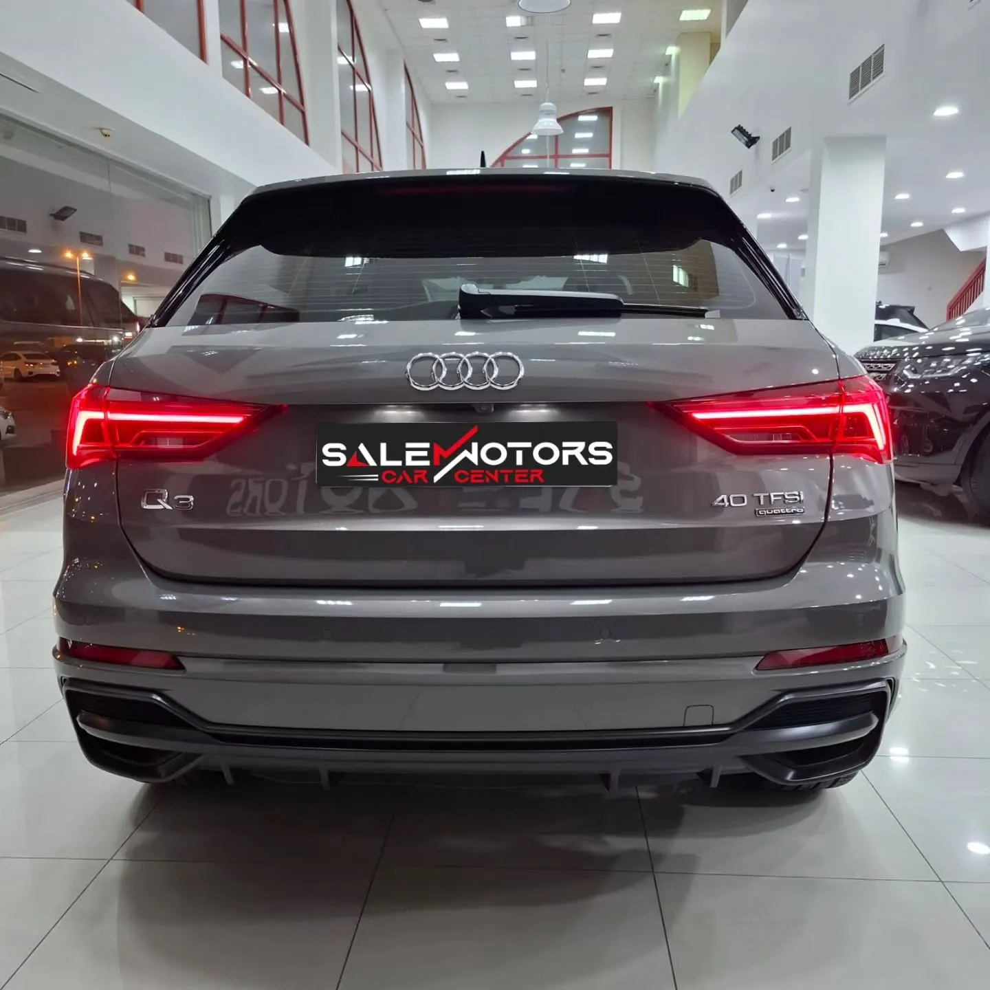 2022 Audi Q3 S line 40 TFSI quattro, photograph 5 of 10