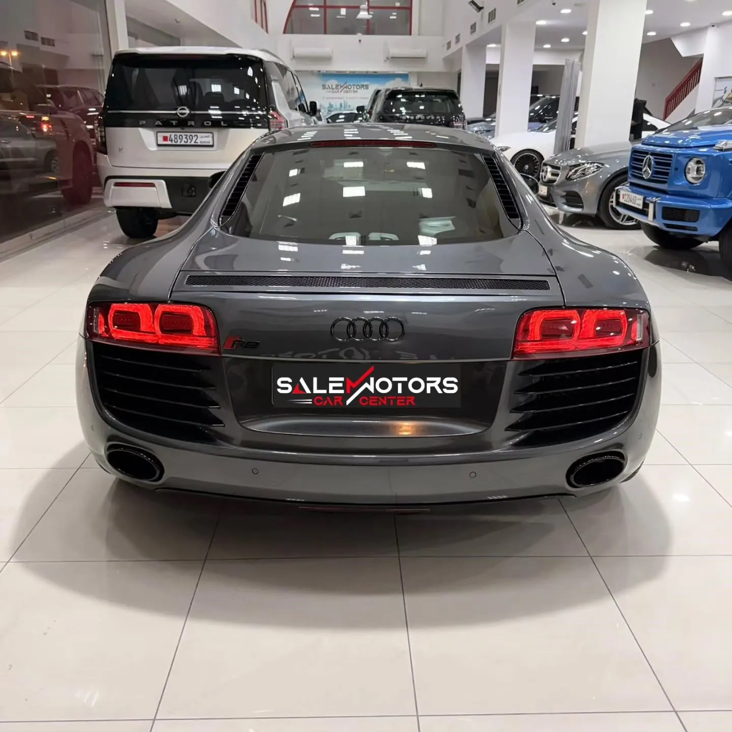 2009 Audi R8 4.2 FSI quattro, photograph 4 of 10