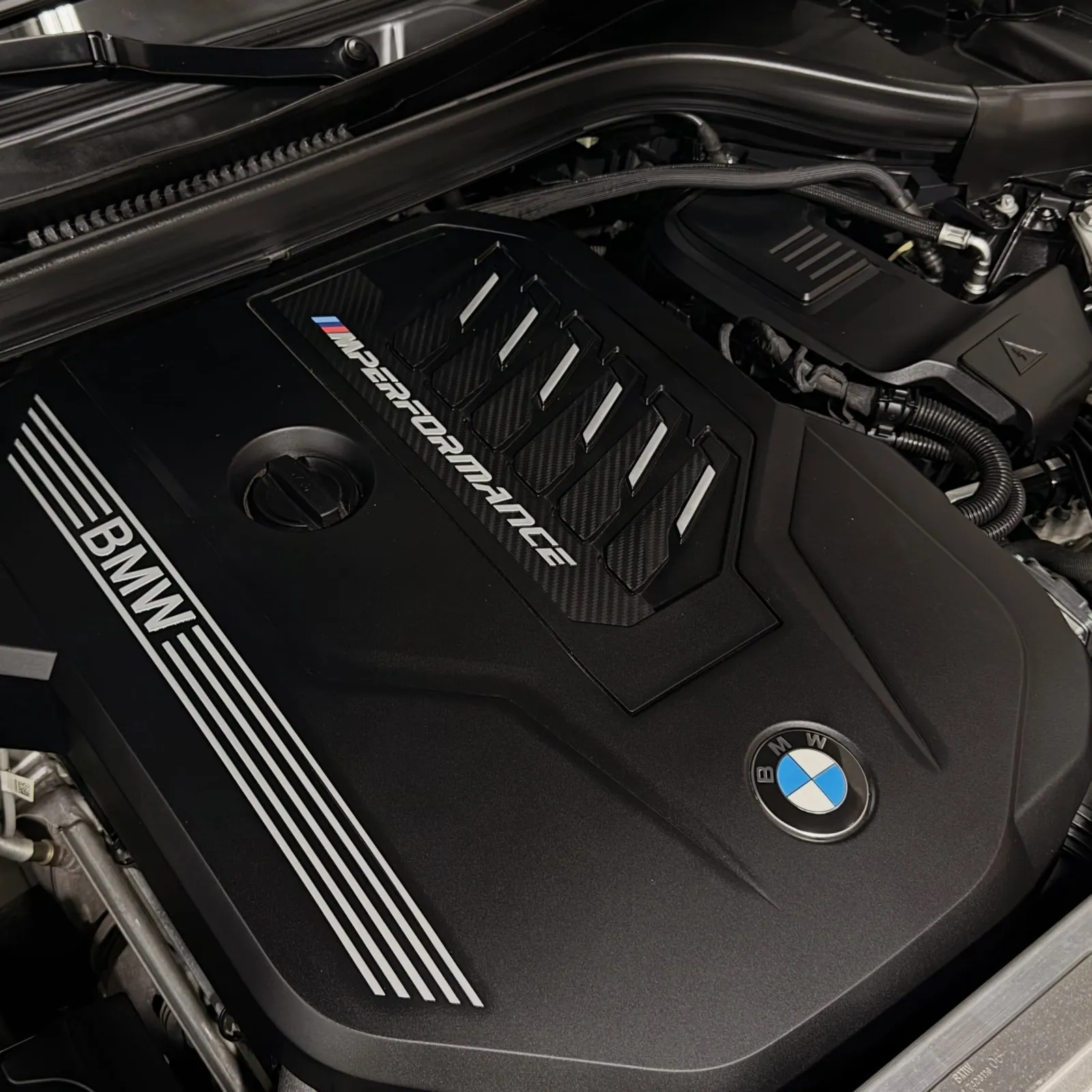 2020 BMW X3 M40i, photograph 3 of 15