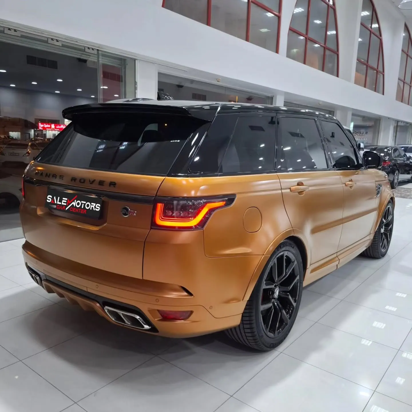 2019 Land Rover Range Rover Sport SVR, photograph 3 of 9