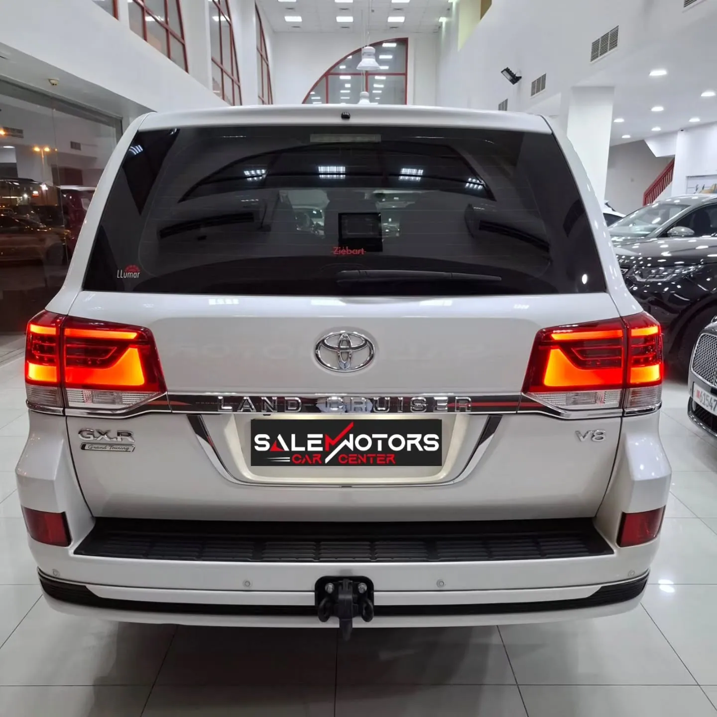 2020 Toyota Land Cruiser GX-R Grand Touring, photograph 3 of 10