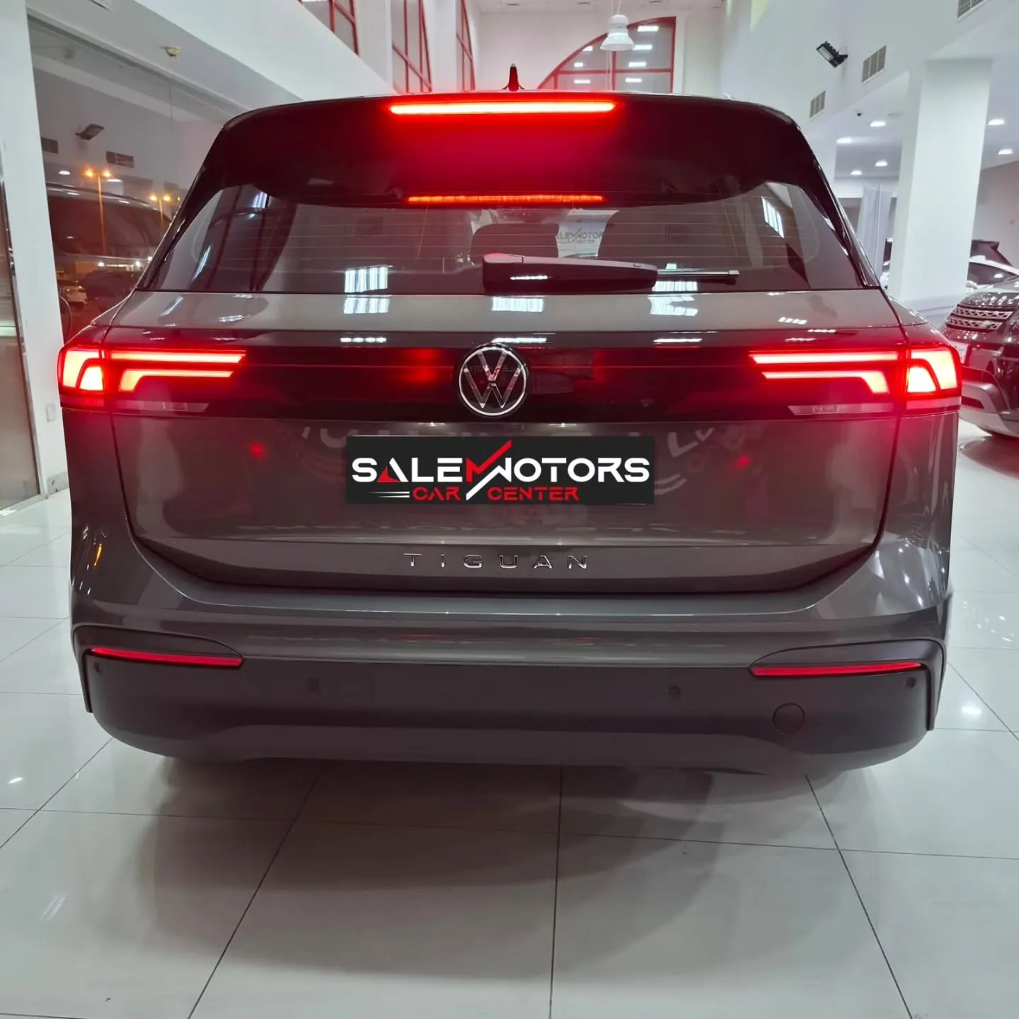 2025 Volkswagen Tiguan Life, photograph 4 of 10